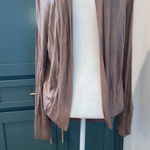 NWOT RDI Cocoon Open Cardigan in Taupe - Picture 3 of 7